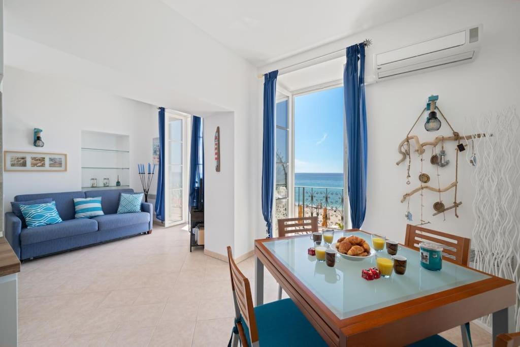 Le Galet - Emplacement Et Vue Exceptionnelle - Climatisation Appartement Menton